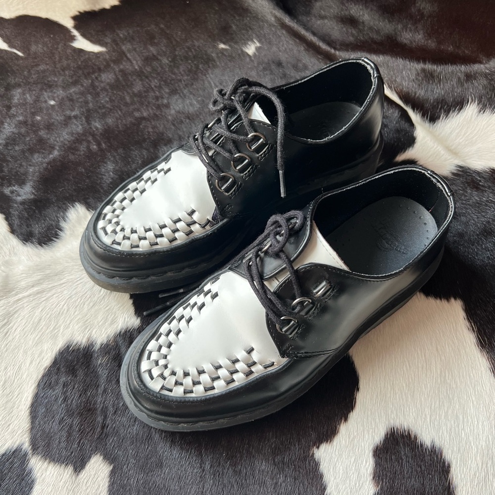 Dr. Martens Doc Martens Black and White Leather Lace-Up loafer Oxford Sh…